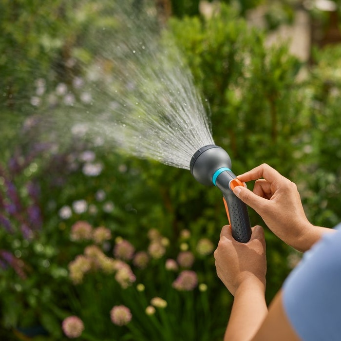 Пістолет-розпилювач Gardena Classic м'який душ (18365-20)