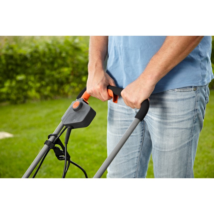 Електрична газонокосарка Gardena PowerMax 1100/32 (05031-20)