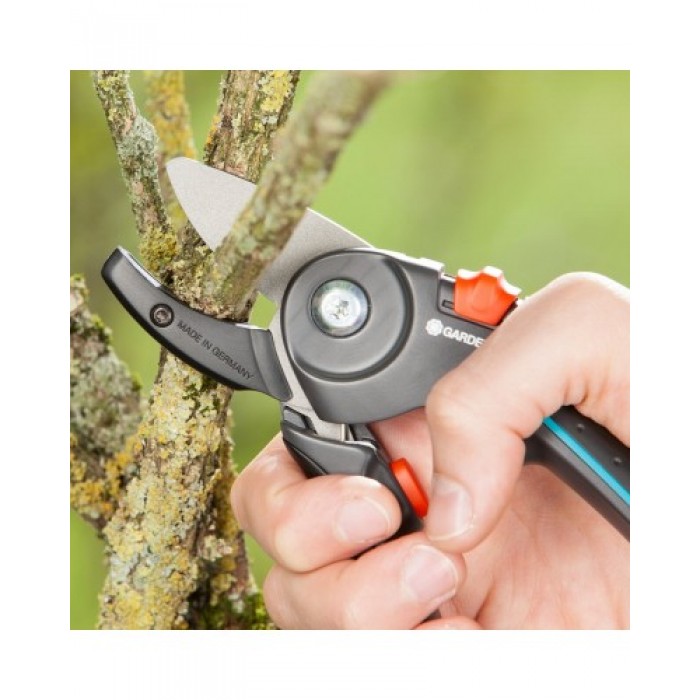 Секатор з наковаленкой Gardena Comfort A/M Anvil до 23 мм (08903-20)