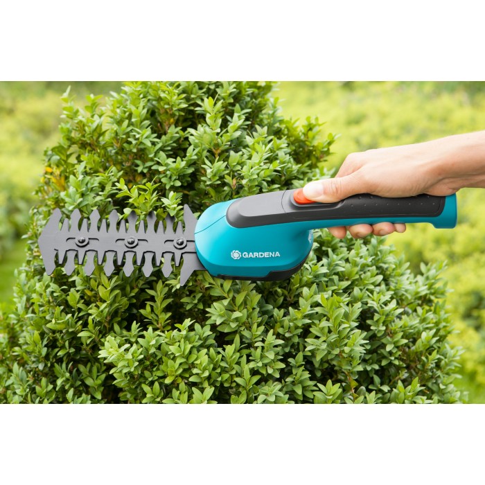 Ножиці для газонів та кущів акумуляторні Gardena AccuCut Li Set (09883-34)