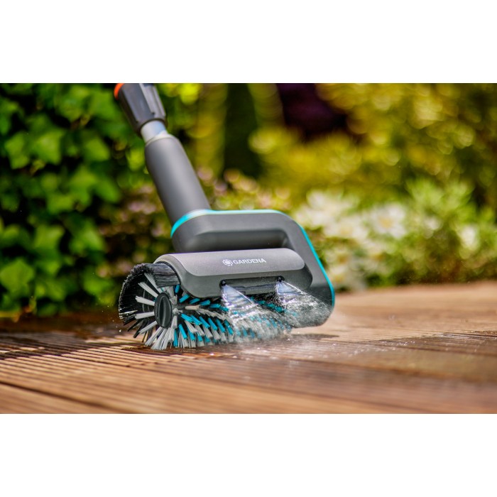 Акумуляторний мультиочищувач Gardena AquaBrush Universal 04/18V P4A Set (14842-20)