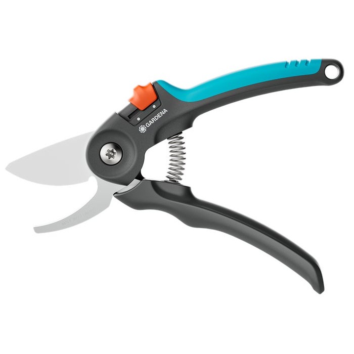 Секатор Gardena PremiumCut Bypass до 22 мм (12241-20) Новинка 2025 Секатор Gardena PremiumCut Bypass до 22 мм (12241-20) Новинка 2025