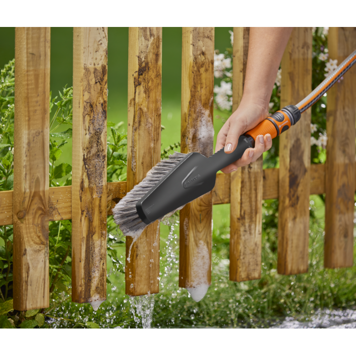 Щітка ручна для водяного очищення Gardena Cleansystem M Set, м'яка (18863-20)