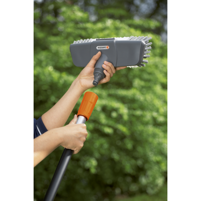 Щітка для водяного очищення Gardena Comfort Cleansystem 27 см (05568-20)